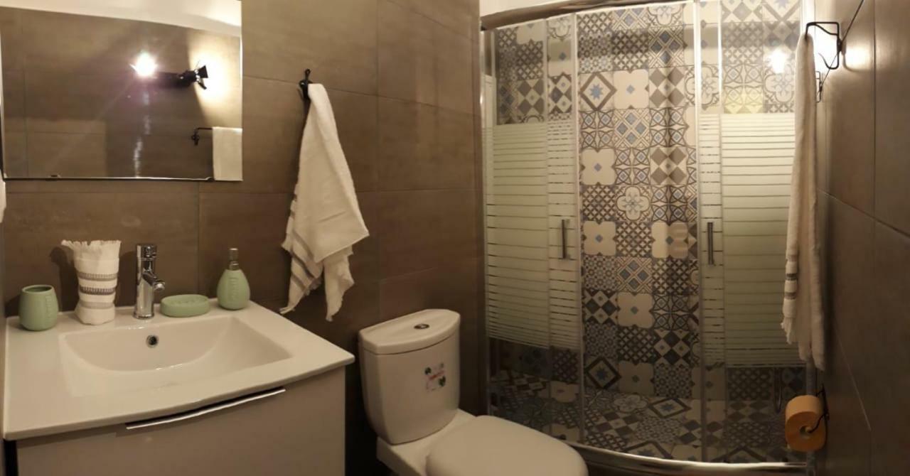 Kanigos 3 Bedroom View Center Of เอเธนส์ ภายนอก รูปภาพ