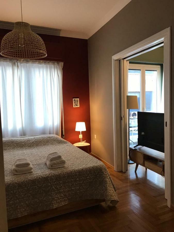Kanigos 3 Bedroom View Center Of เอเธนส์ ภายนอก รูปภาพ