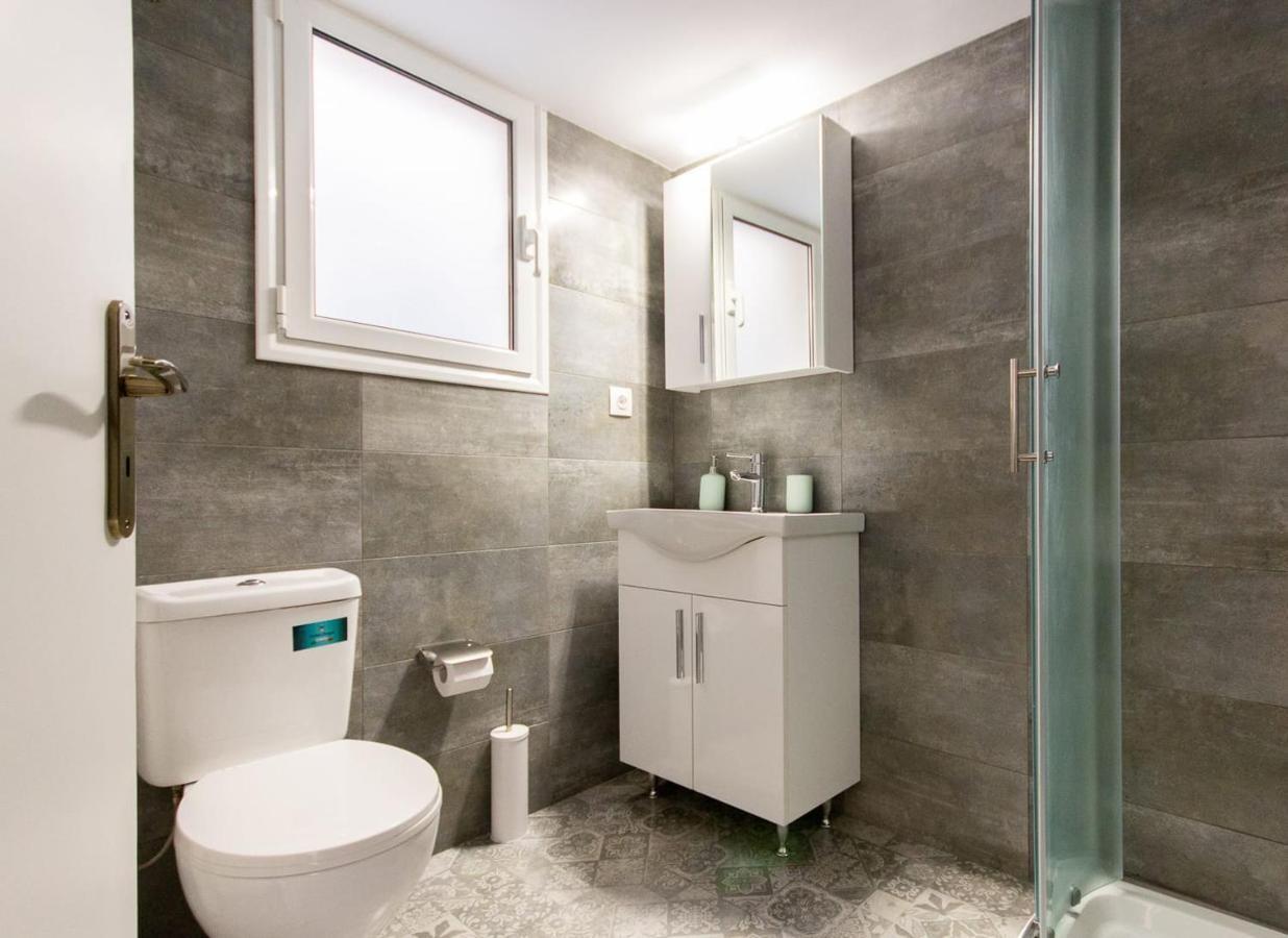 Kanigos 3 Bedroom View Center Of เอเธนส์ ภายนอก รูปภาพ